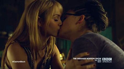 Cosima Shay Lesbian Kiss Orphan Black Lesbian Media Blog