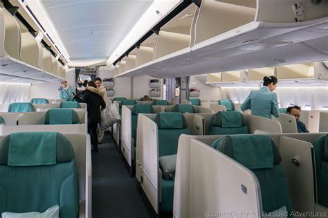 Review: Korean Air First Class, Boeing 747-8, Seoul to Hong Kong