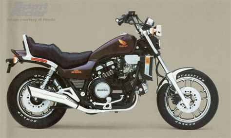 Honda Magna V45