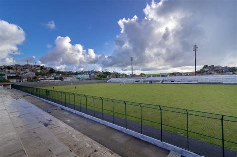 Estádio Municipal Obras de reforma e ampliação avançam Prefeitura de