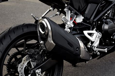 Honda Việt Nam giới thiệu mẫu xe Naked hoàn toàn mới CB R HEAD Khánh An