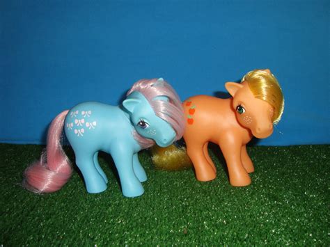 My Little Pony Toy 80's - Bow Tie and Applejack by GraphicPlanetDesign ...