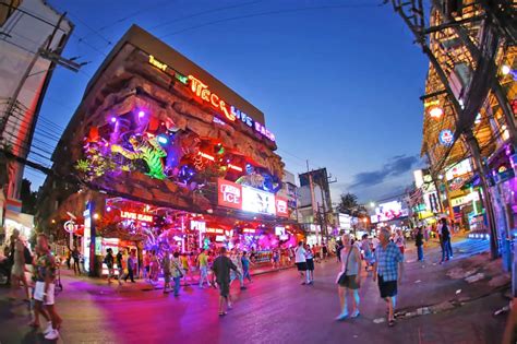 10 Best Things To Do After Dinner In Phuket Where To Go In Phuket At