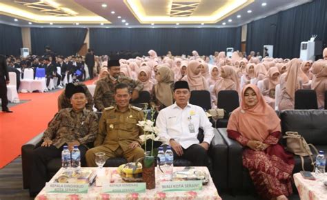 Hadiri Prosesi Wisuda Mtsn Kota Serang Syafrudin Harap Anak Anak