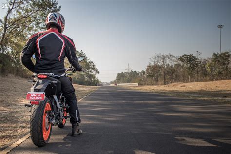 KTM 125 Duke First Ride Review Atelier Yuwa Ciao Jp