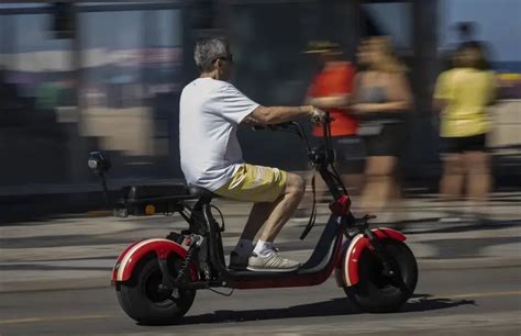 Nova Regulamenta O Para Uso De Bicicletas E Ciclomotores Entra Em Vigor