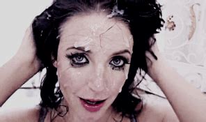 Hot Cruise Babe Lisa Photo Gallery