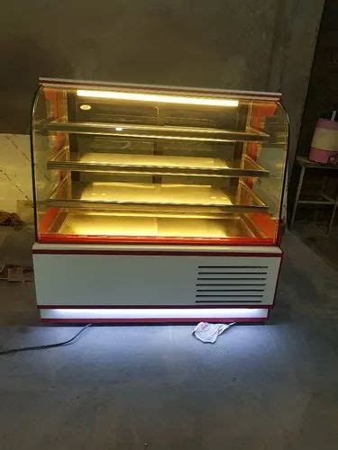 A R KITCHEN EQUIPMENTS New Korean Hot And Cold Sweet Display Counter Size At Rs Feet