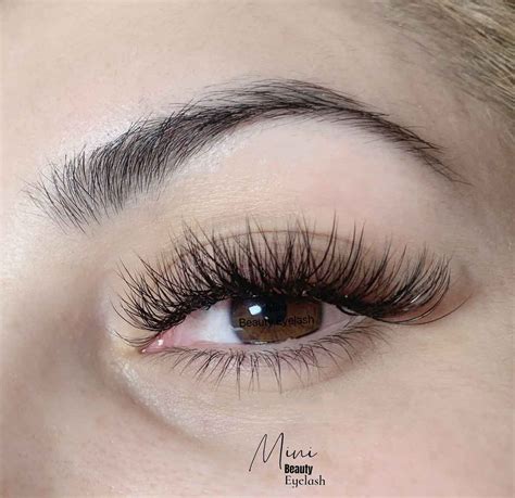 Beautiful Eyelash Extensions