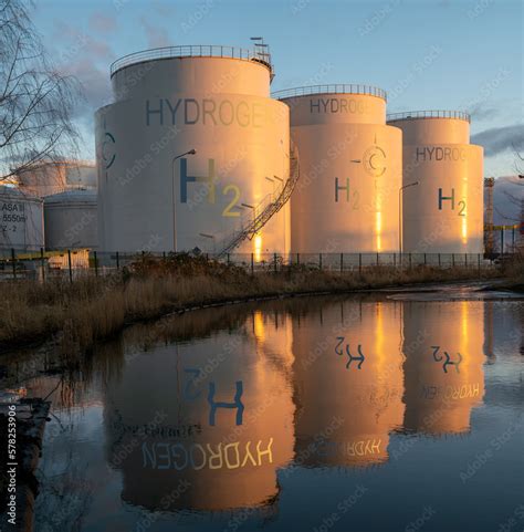 Liquid hydrogen tanks-vision of the future.3d illustration Stock Photo | Adobe Stock