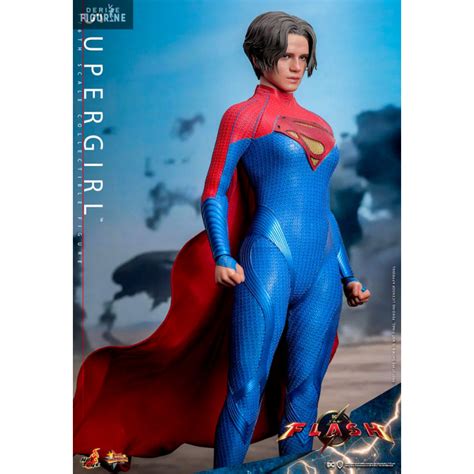 Supergirl Figure Movie Masterpiece DC Comics The Flash Hot Toys