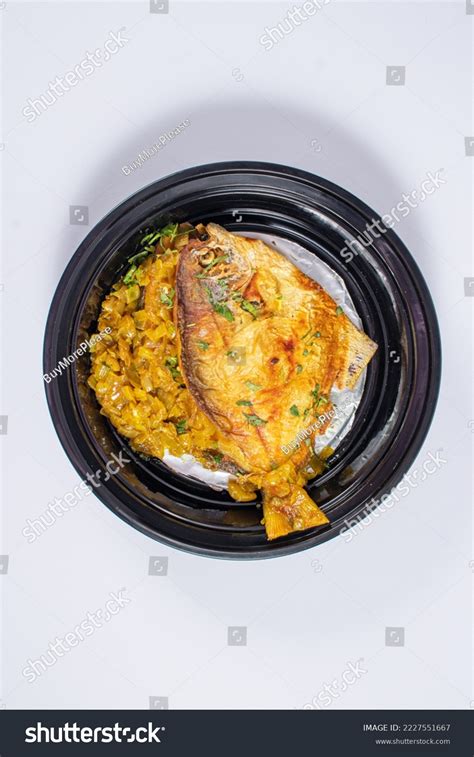 1 047 Cooked Pomfret Images Stock Photos Vectors Shutterstock