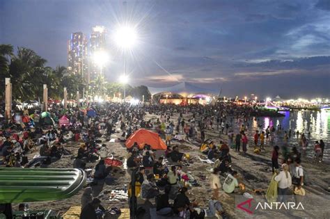 Wisata Pergantian Tahun Di Ancol ANTARA News