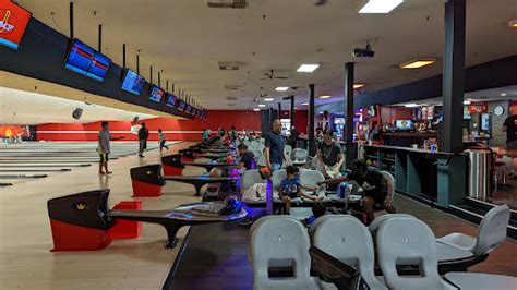 Bowling Alley «AMF Land Park Lanes», reviews and photos, 5850 Freeport ...