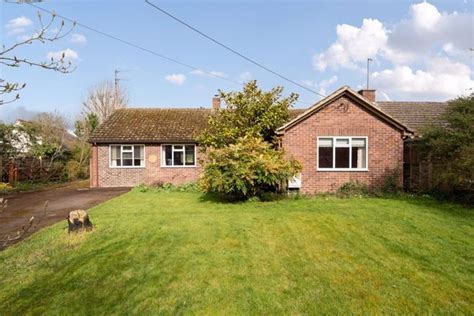 Vicarage Road Steventon Abingdon Ox13 3 Bedroom Detached Bungalow