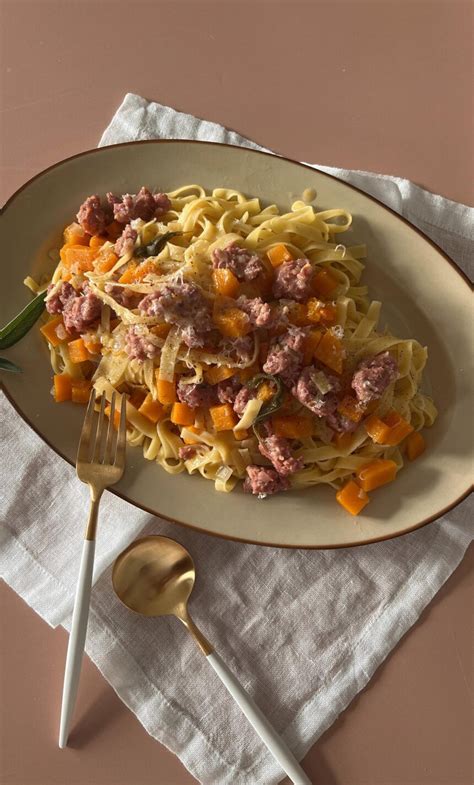 Linguine Butternut Saucisse Italienne Et Sauge Leslie En Cuisine