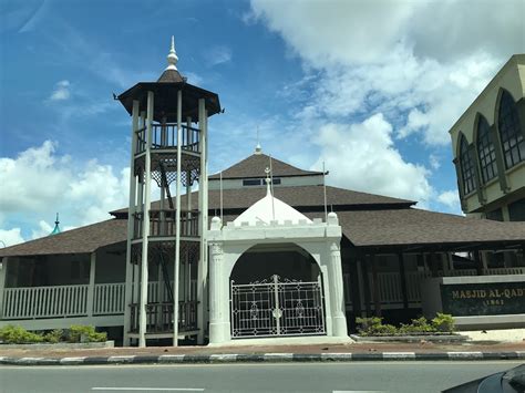 Masjid Al Qadim Di Bandar Sibu