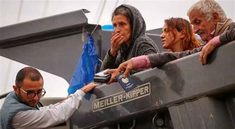 Tens Of Thousands Of Ethnic Armenians Rush To Flee Nagorno Karabakh