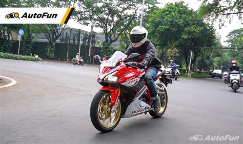 Review Lengkap Honda Cbr Rr Sp Qs Masih Bikin Pegel Off