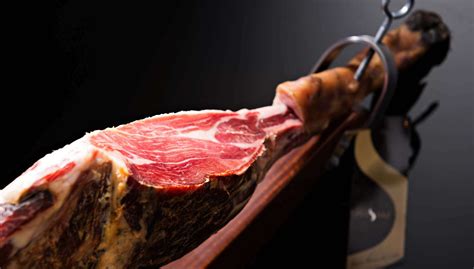 Differences Between Iberico Serrano Ham And Prosciutto Itsfoodtastic