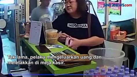 Waspada Aksi Modus Wanita Pura Pura Sudah Bayar Makan Terekam Cctv