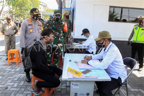 SIDANG DI TEMPAT BAGI PELANGGAR PROTOKOL KESEHATAN ANTARA Foto