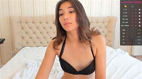 Toyoasian Naked Stripping On Cam For Live Sex Video Chat InTheCrack