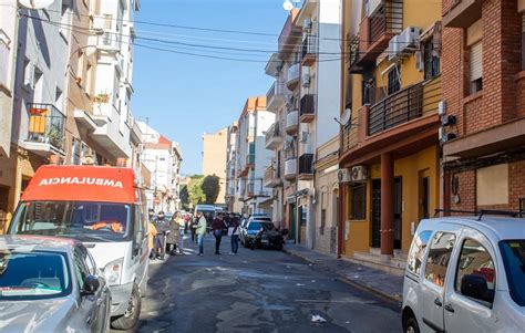 Las Imágenes Del Incendio En El Que Han Muerto Tres Estudiantes En Un