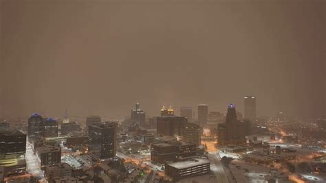 Watch Drone Shots Of Thundersnow Over The Buffalo Skyline Latest