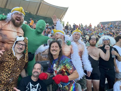 Fans Absolutely Crushing It At The Phish Show In Denver Tonight Haven