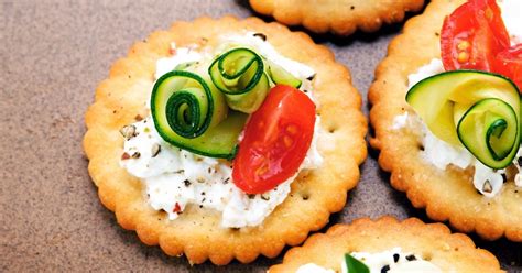 20 Homemade Ritz Cracker Recipes - Insanely Good