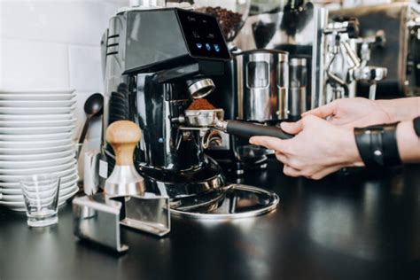 Onde Aluga M Quina De Caf Expresso E Cappuccino Profissional Sa De