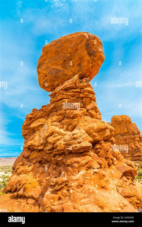 Balanced Rock Arch Sunset Hi Res Stock Photography And Images Alamy