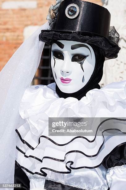 Pierrot Mask Photos And Premium High Res Pictures Getty Images