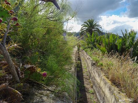 Ruta La Acequia De Tenoya Con Vistas Al Barranco Y Al Viaducto Gran