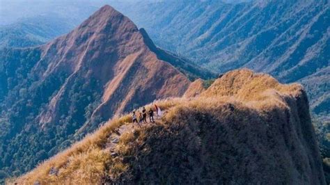 Misteri Gunung Piramid Kisah Duka Pendaki Multazam Dan Thoriq Di