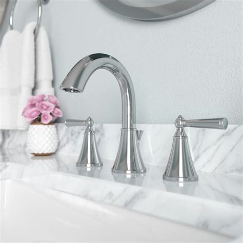 Pfister Saxton Polished Chrome Widespread 2 Handle Watersense Bathroom Sink Faucet With Drain