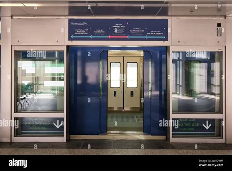 Nakheel Mall Station Platform For Palm Jumeirah Monorail To Atlantis