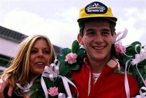 Senna atriz da série publica foto que mostra semelhança ex esposa