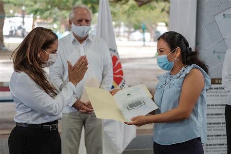 Bj I Gobierno De Mara Realiza Histórica Entrega De Escrituras A Familias Grupo Pirámide