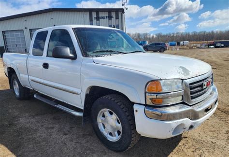 2007 Gmc Sierra Z71 4x4 Open To Trades Cars And Trucks Red Deer