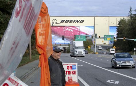 Boeing Factory Workers Vote To Reject Contract And Continue 6 Week