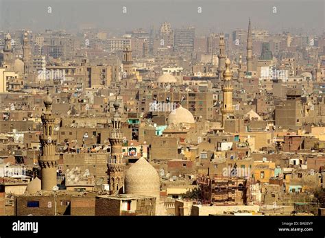 Cairo City Of The Dead Hi Res Stock Photography And Images Alamy