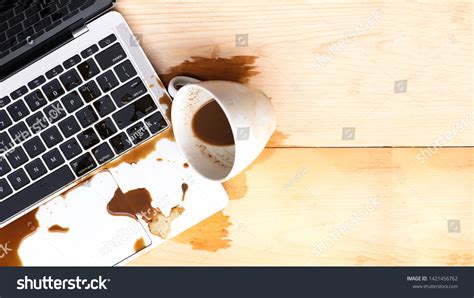 302 Coffee Spill On Laptop Keyboard Images, Stock Photos & Vectors ...