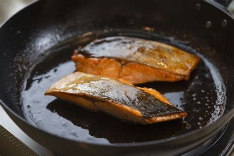 鮭の焼き方 ちゃんと食べてる？有元葉子ライフスタイルマガジンレシピ検索