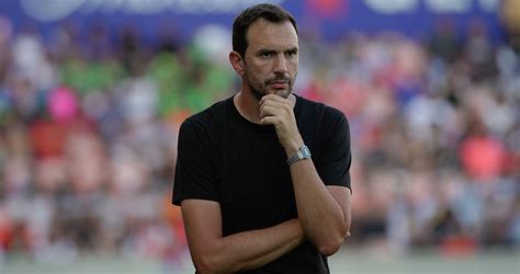 Interim head coach Juan Carlos Amorós leaves Houston Dash