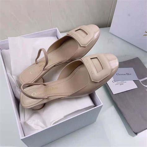 Dior Women Day Slingback Pumps Nude Kalbslackleder Hochwertige Fake Schuhe Aus China