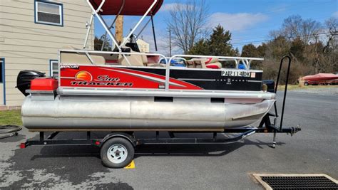 Sold Sun Tracker Bass Buggy Dlx Gettysburg Marine Center