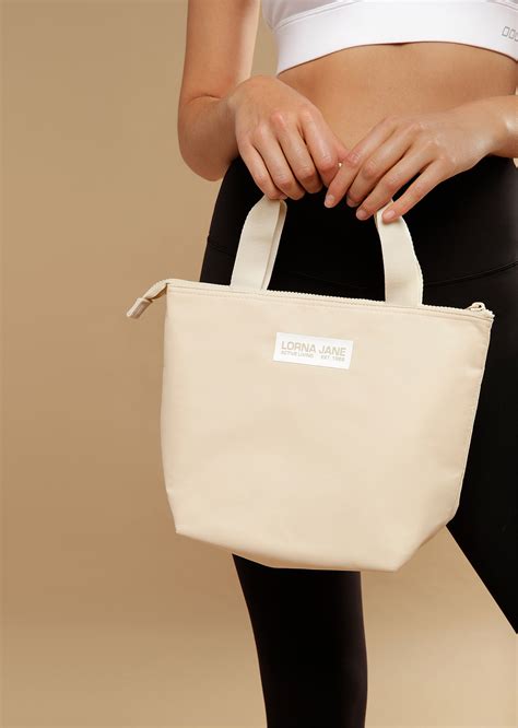 Go To Insulated Lunch Tote Neutrals Lorna Jane AU