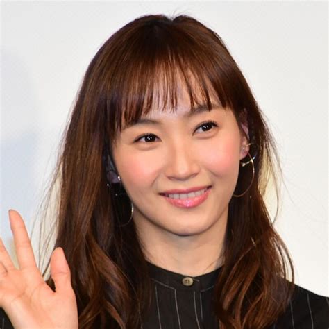 キャバクラ通いで保育料滞納夫の行動に悩む女性へ、藤本美貴が提案した“乱” マイナビニュース